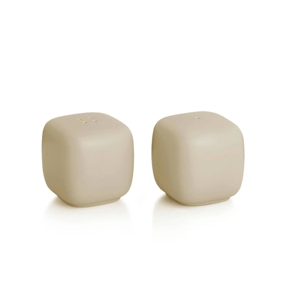 Nambe POP Salt & Pepper Shakers - Stoneware - Sand BNWT SO - Picture 1 of 4